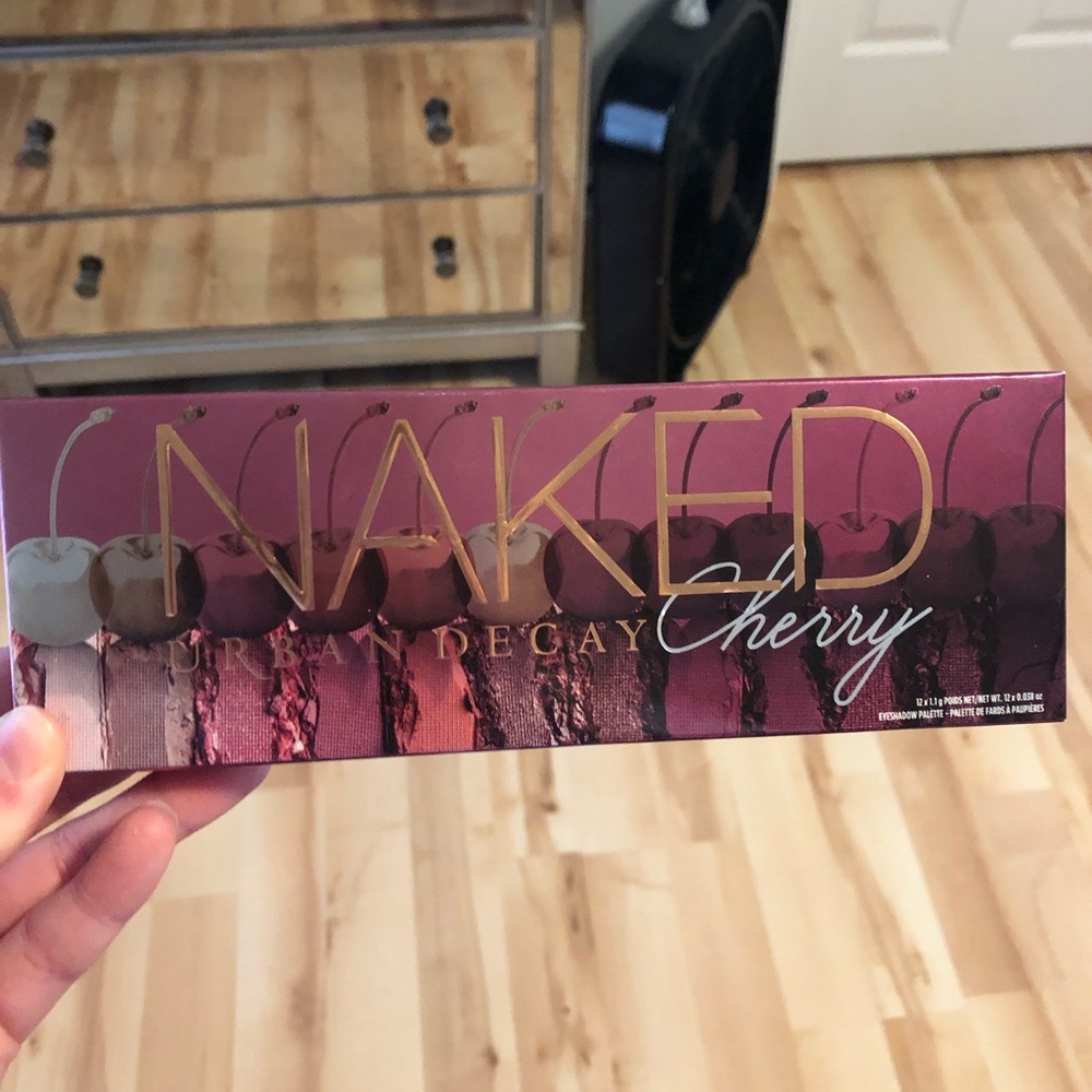 BRAND NEW Urban Decay Naked Cherry 🍒